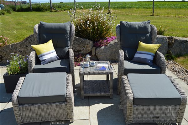 patio recliners